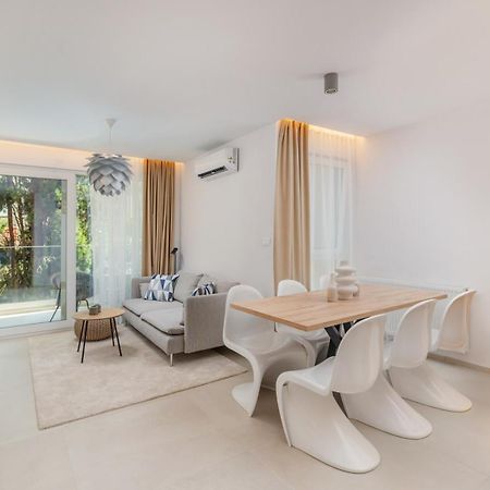 Cro.Lo Modern Retreat Apartment Сплит Екстериор снимка